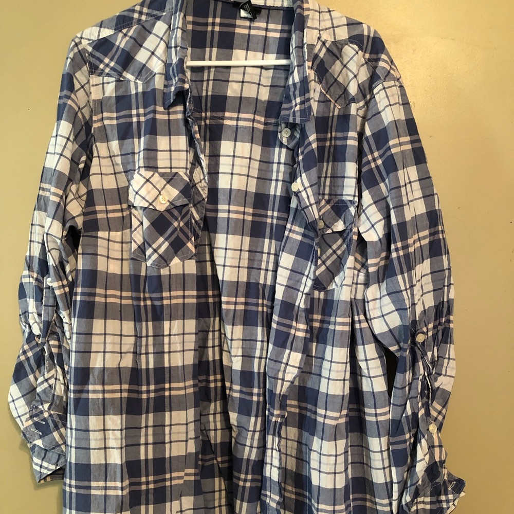 Torrid. Size 4. Plaid button down.